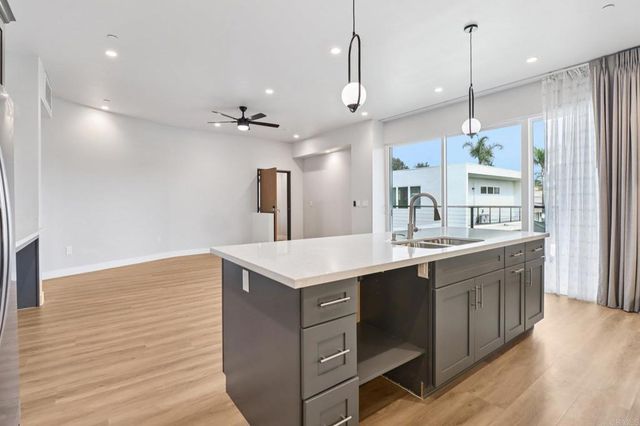 139 41 Almond St, Fallbrook, CA 92028