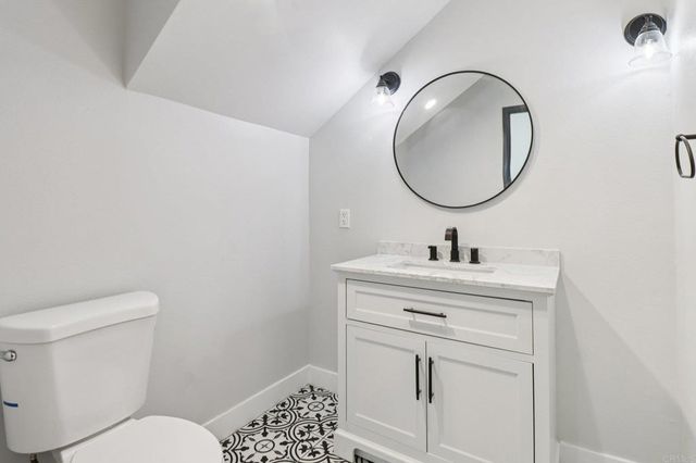 139 41 Almond St, Fallbrook, CA 92028