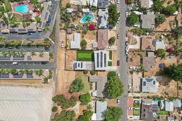 139 41 Almond St, Fallbrook, CA 92028