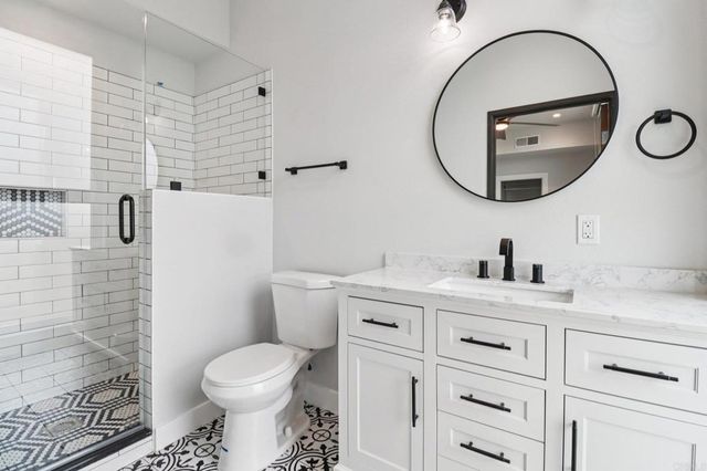 139 41 Almond St, Fallbrook, CA 92028