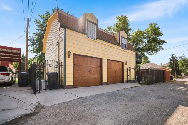 2307 N Greenwood St, Pueblo, CO 81003