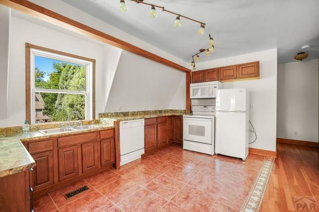 2307 N Greenwood St, Pueblo, CO 81003