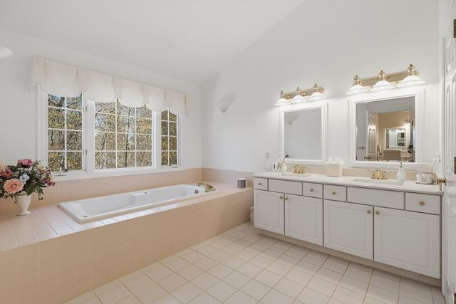 34 Joseph Road, Shrewsbury, MA 01545