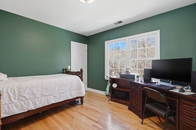 34 Joseph Road, Shrewsbury, MA 01545