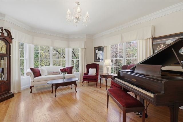 34 Joseph Road, Shrewsbury, MA 01545