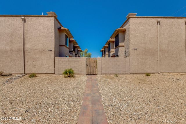 3044-48 E Beck Lane, Phoenix, AZ 85032