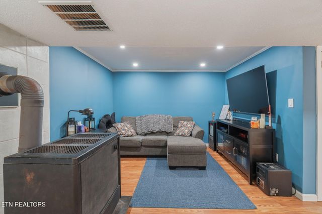 3640 Clover Hill Mill Rd, Maryville, TN 37801