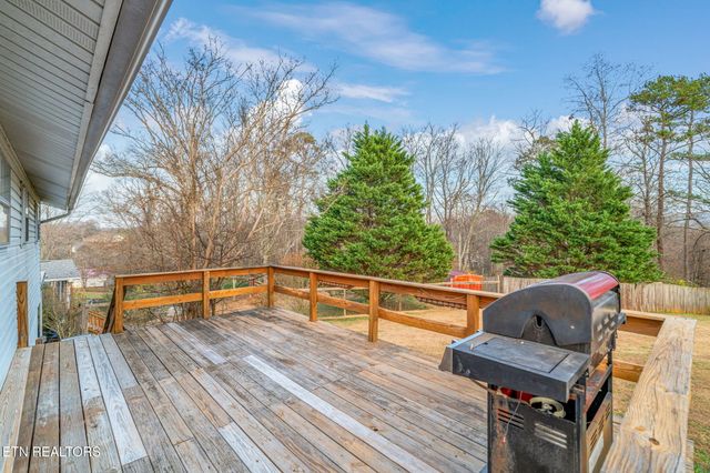 3640 Clover Hill Mill Rd, Maryville, TN 37801