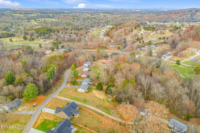 3640 Clover Hill Mill Rd, Maryville, TN 37801