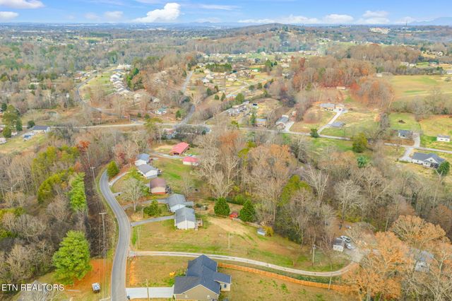 3640 Clover Hill Mill Rd, Maryville, TN 37801