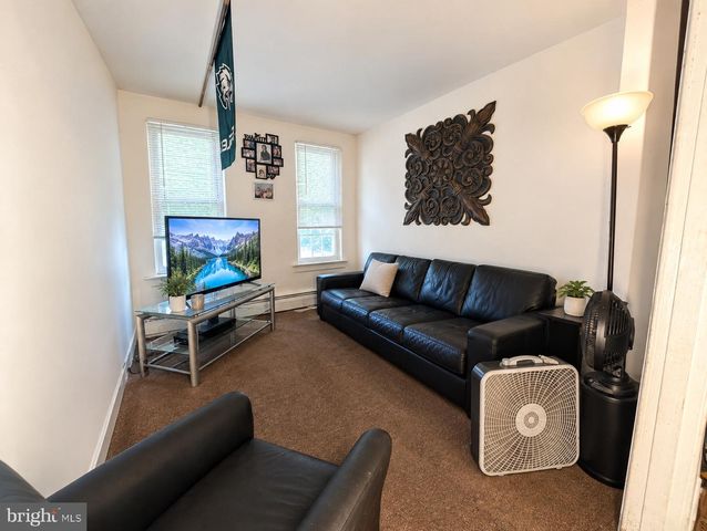823 VANDEVER AVE, Wilmington, DE 19802