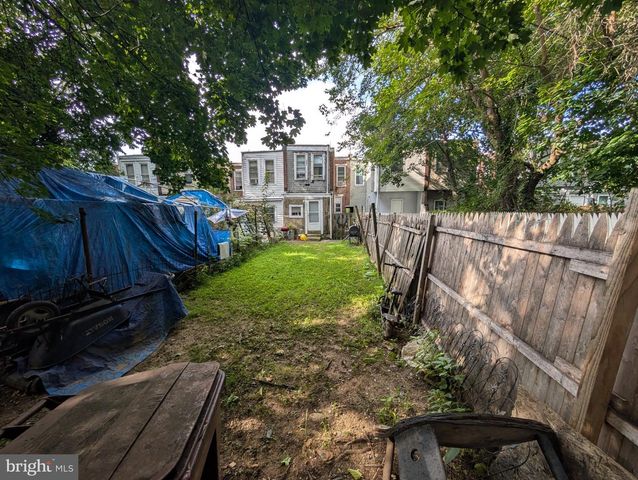 823 VANDEVER AVE, Wilmington, DE 19802
