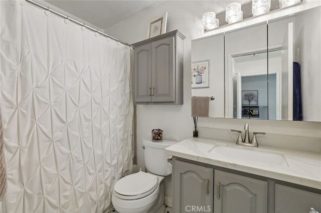 3565 Linden Avenue 165, Long Beach, CA 90807