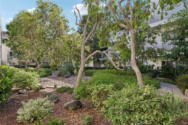 3565 Linden Avenue 165, Long Beach, CA 90807