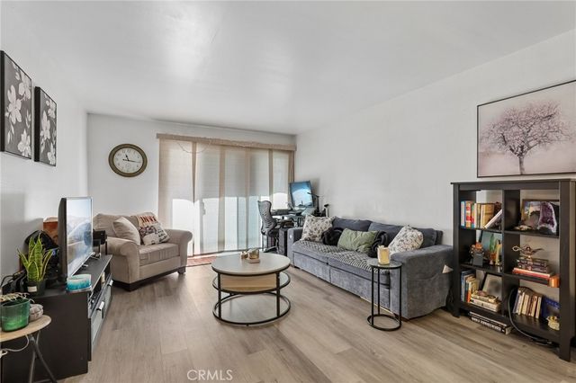 3565 Linden Avenue 165, Long Beach, CA 90807