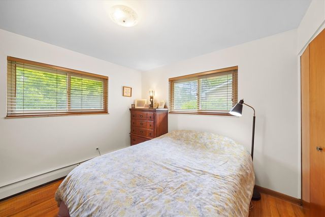 45145 Jeanette Avenue, Belleville, MI 48111