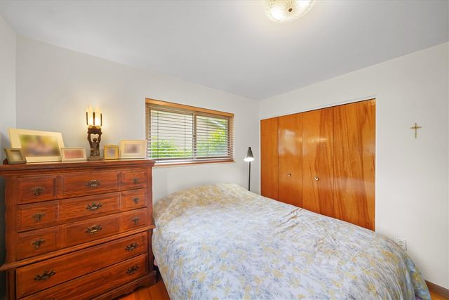 45145 Jeanette Avenue, Belleville, MI 48111