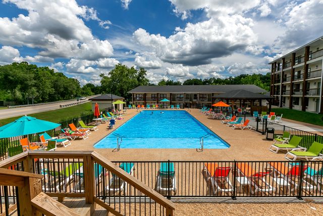 403 Veterans Boulevard F-19, Branson, MO 65616