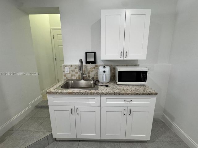 10710 SW 141st Ave 2, Miami, FL 33186