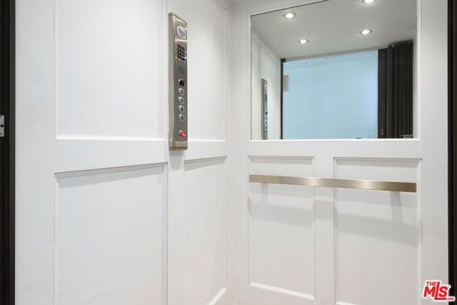 10950 Bellagio Road, Los Angeles, CA 90077