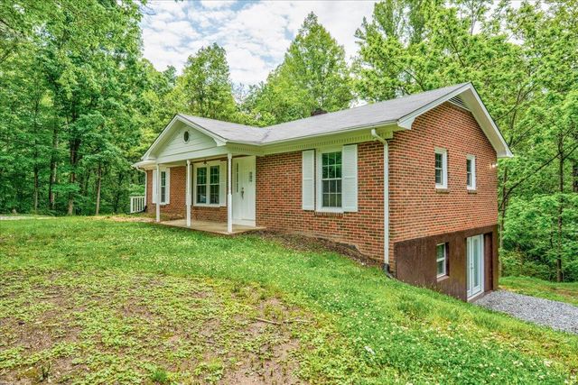 66 Adrian ST, Bassett, VA 24055