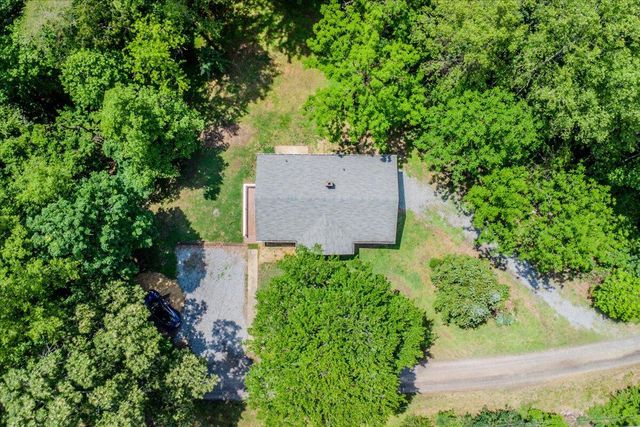 66 Adrian ST, Bassett, VA 24055