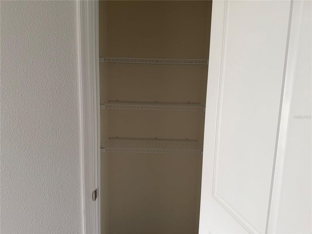 6863 SE 111TH LANE, Belleview, FL 34420