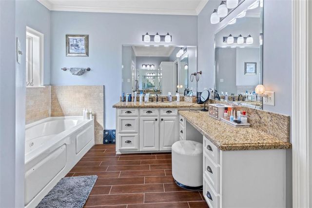 1723 N Woodland Forest Drive, Lake Charles, LA 70611