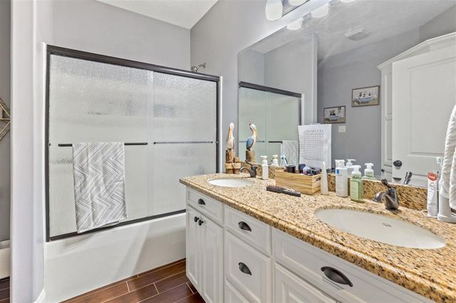 1723 N Woodland Forest Drive, Lake Charles, LA 70611