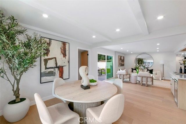 913 Junipero, Costa Mesa, CA 92626