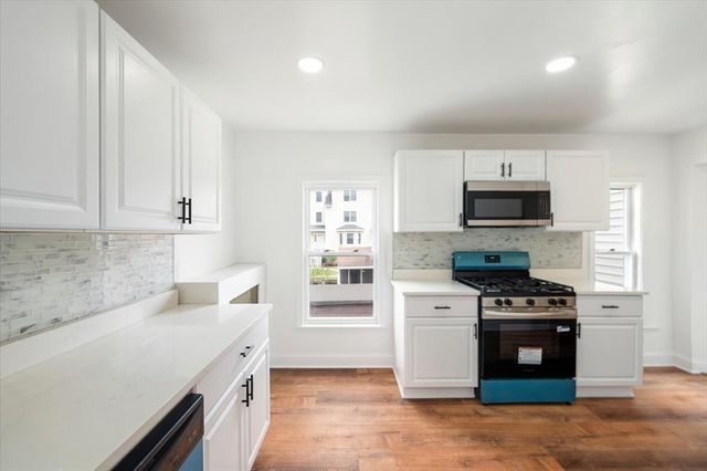 16 Oakes Street, Everett, MA 02149
