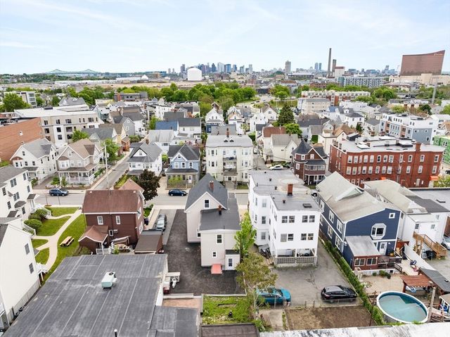 16 Oakes Street, Everett, MA 02149