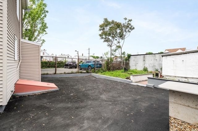 16 Oakes Street, Everett, MA 02149