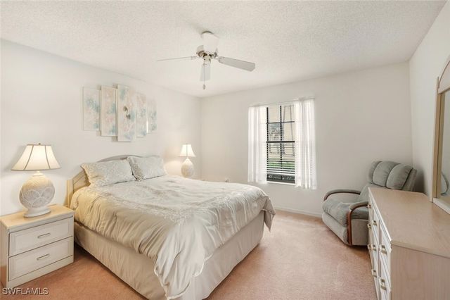 801 Augusta BLVD 4, Naples, FL 34113