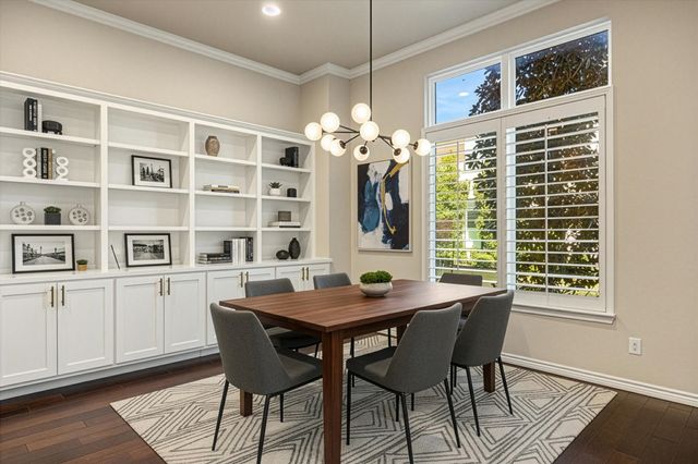 324 Nursery Lane, Fort Worth, TX 76114