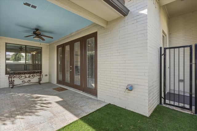 324 Nursery Lane, Fort Worth, TX 76114