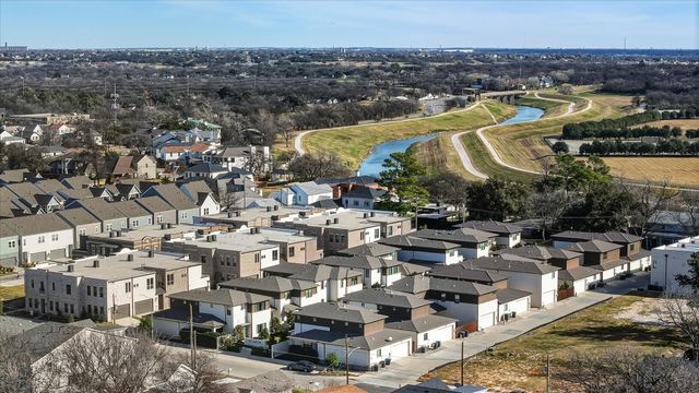 324 Nursery Lane, Fort Worth, TX 76114