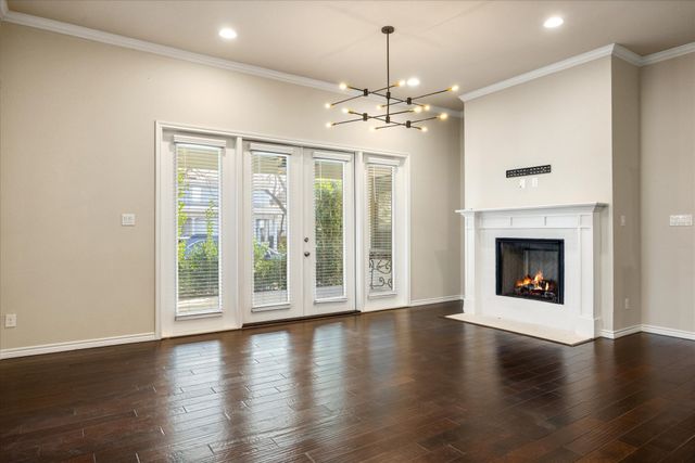 324 Nursery Lane, Fort Worth, TX 76114