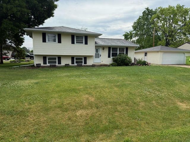 1021 CLAUDE STREET, Menasha, WI 54952