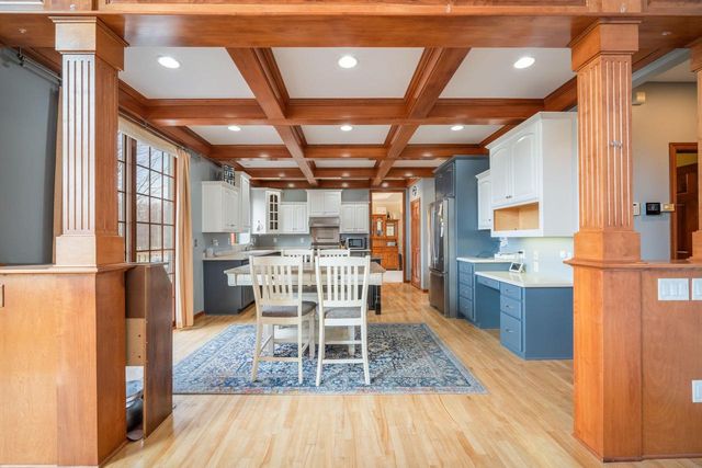 24 Whispering Springs COURT, Fond Du Lac, WI 54937