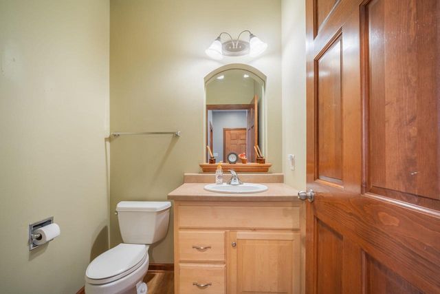 24 Whispering Springs COURT, Fond Du Lac, WI 54937