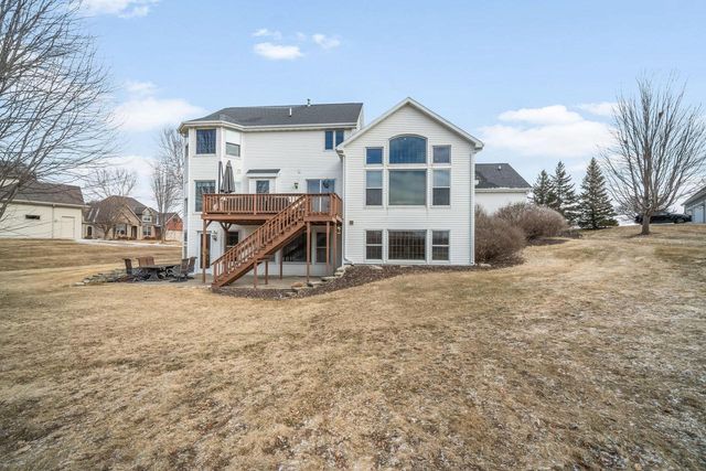 24 Whispering Springs COURT, Fond Du Lac, WI 54937