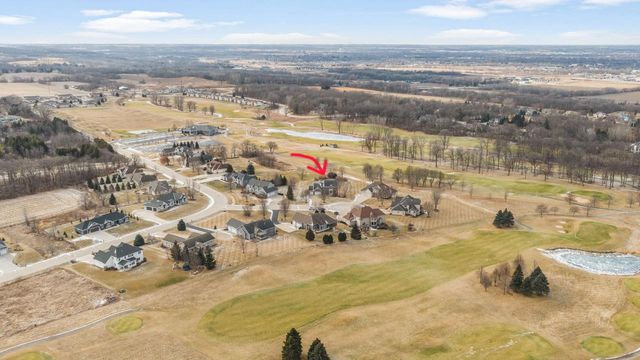 24 Whispering Springs COURT, Fond Du Lac, WI 54937