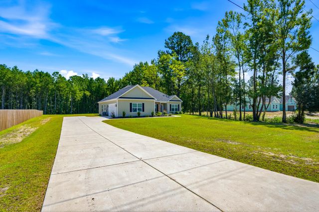 3367 Red Bluff Rd., Loris, SC 29569