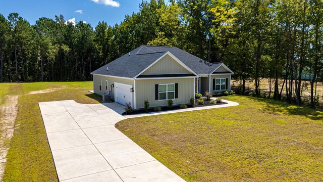 3367 Red Bluff Rd., Loris, SC 29569