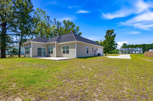 3367 Red Bluff Rd., Loris, SC 29569