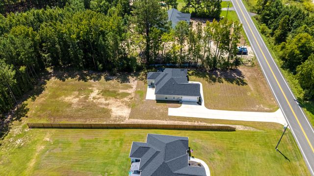 3367 Red Bluff Rd., Loris, SC 29569
