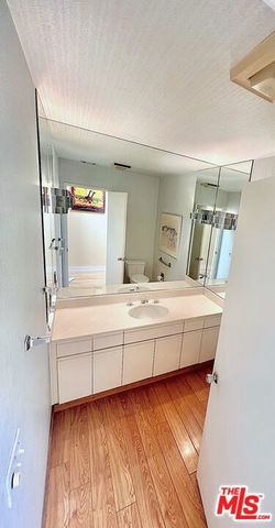 38689 Dahlia Way, Palm Desert, CA 92211