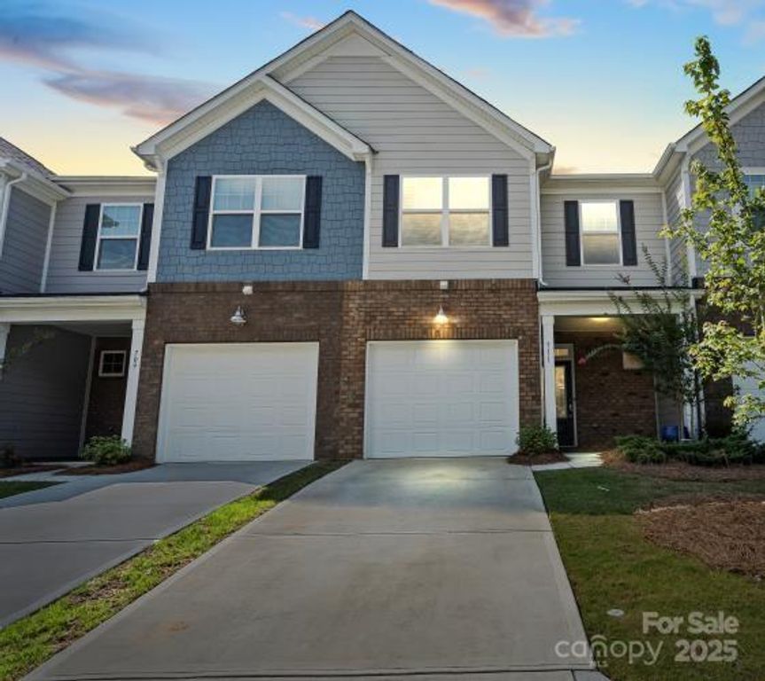711 Still Oak Trail, Fort Mill, SC 29708