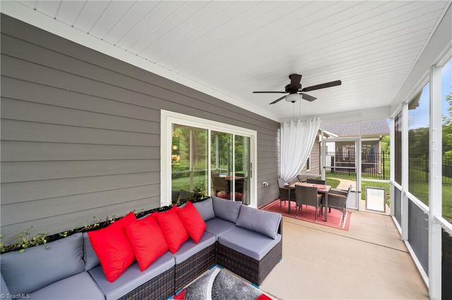 1820 Cleburne Terrace, Kernersville, NC 27284